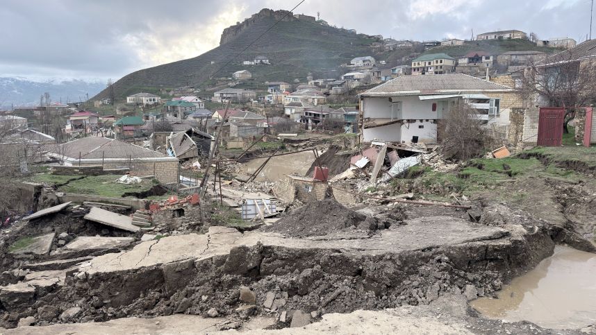 Строили дома, где запрещено: в Дагестане прошли масштабные обыски по делу о наводнении