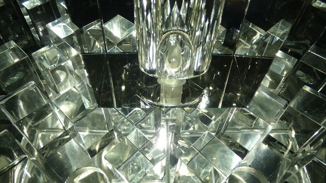 Декоративное стекло при ксеноновой подсветке 20