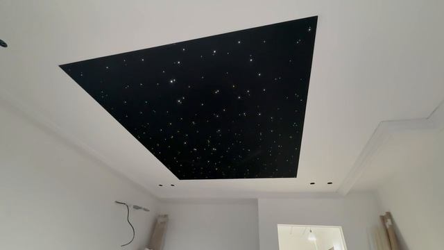 Натяжной потолок Звездное небо