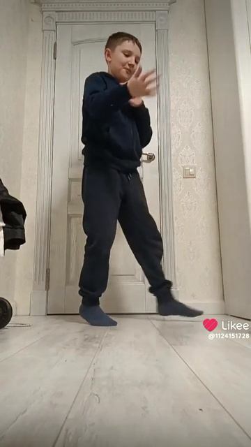 Танец на 67 подписчиков