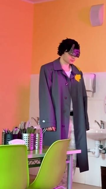 таинственный учитель ?