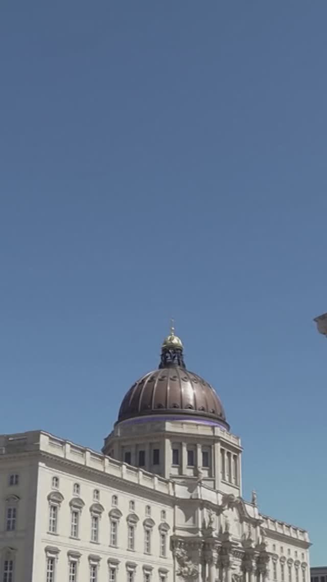 Правительство Германии вдвое снизило прогноз роста ВВП