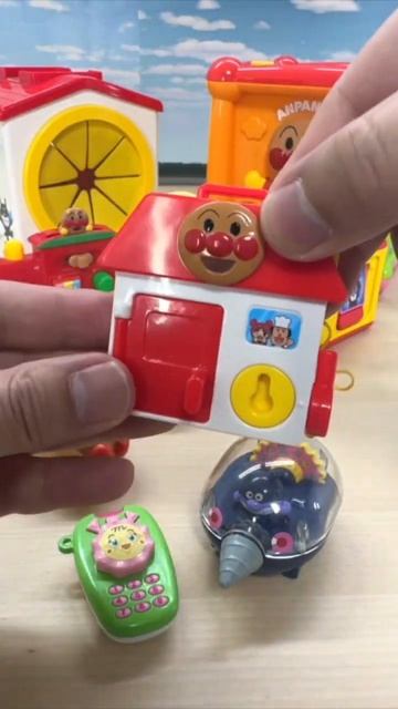 Сюрприз коробка 📦 Крутящиеся игрушки! Анпанман 😍