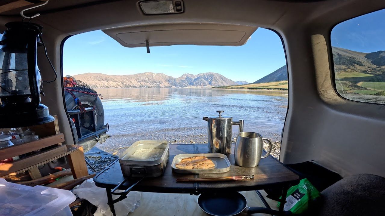 Сборка нового кемпингового комплекта для Toyota Surf 1998 года для рыбалки на озере