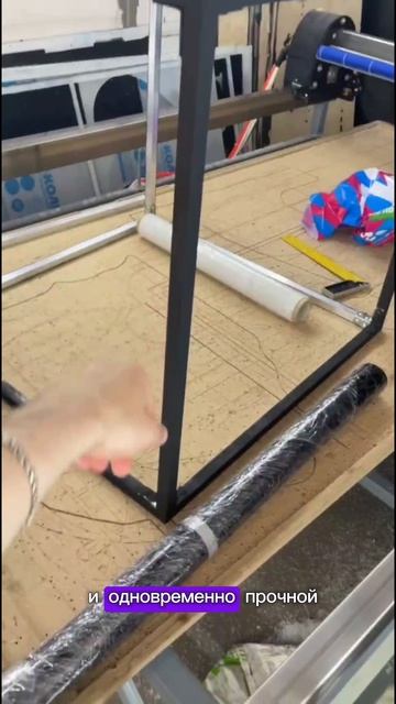 Неоновый куб от компании New Neon