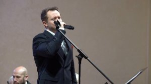 "Маки в синеве",  муз. Б.Зиганшина, сл. А. Черникова, поёт А. Волкодав. АОРНИ Р/ТВ, дир. А. Лисовец.