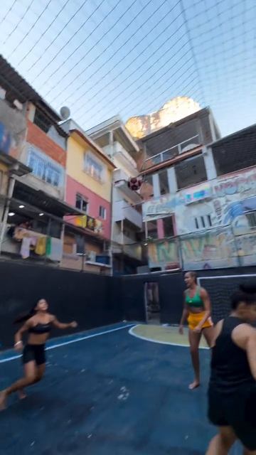 Женский футбол