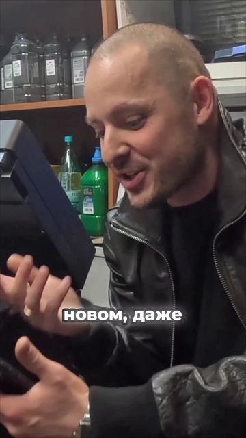 46112357-f5d146c4215846fb951342937fe377a0