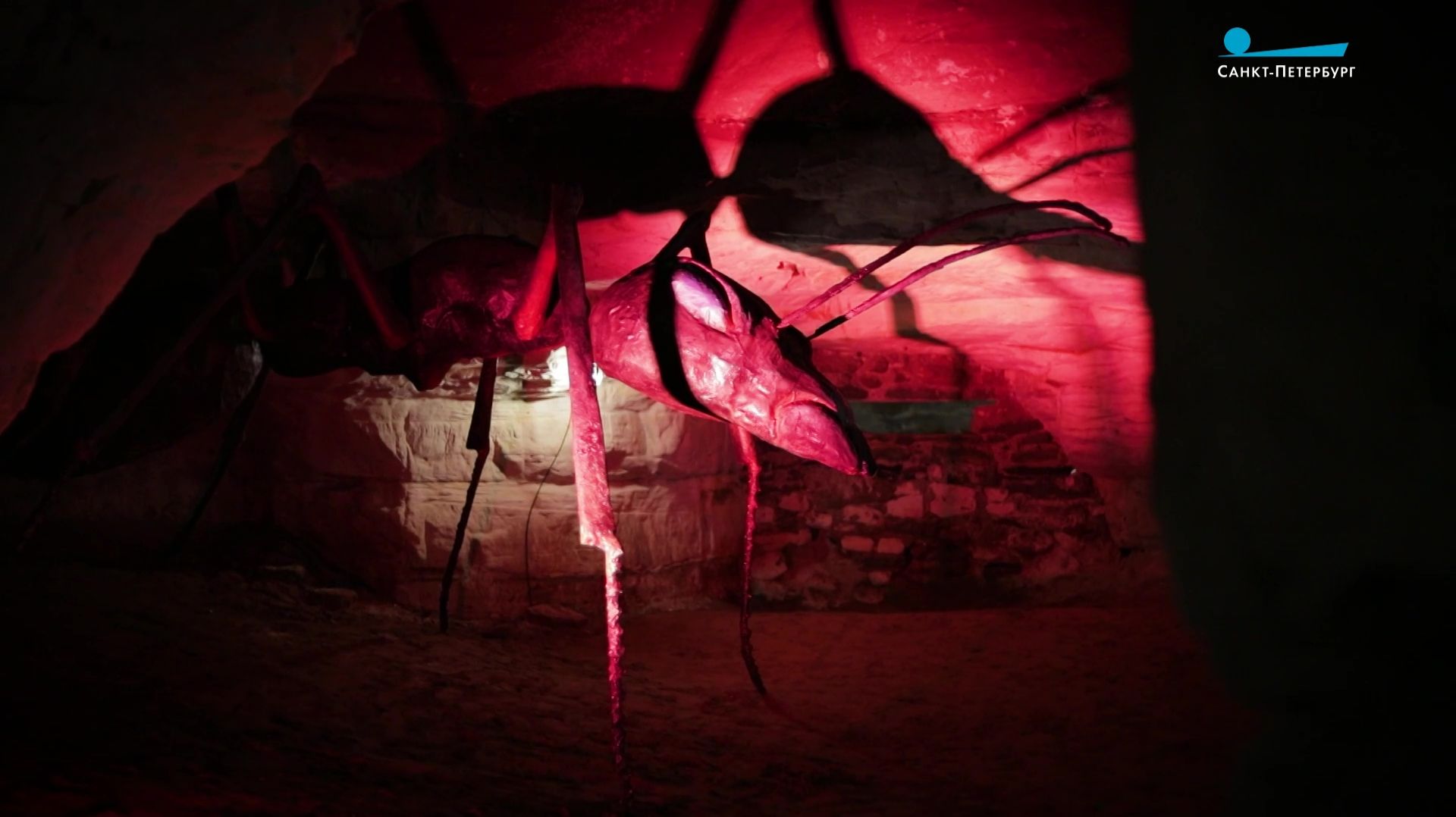 «Плутония»: спектакль по знаменитому роману Обручева в Саблинских пещерах