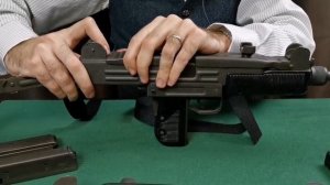 УЗИ ! Пистолет- пулемёт из боевиков! Обзор разборка