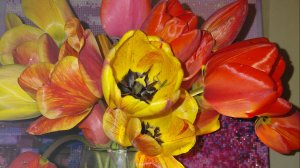 Скосил тюлпаны косилкой не беда в вазу поставил.