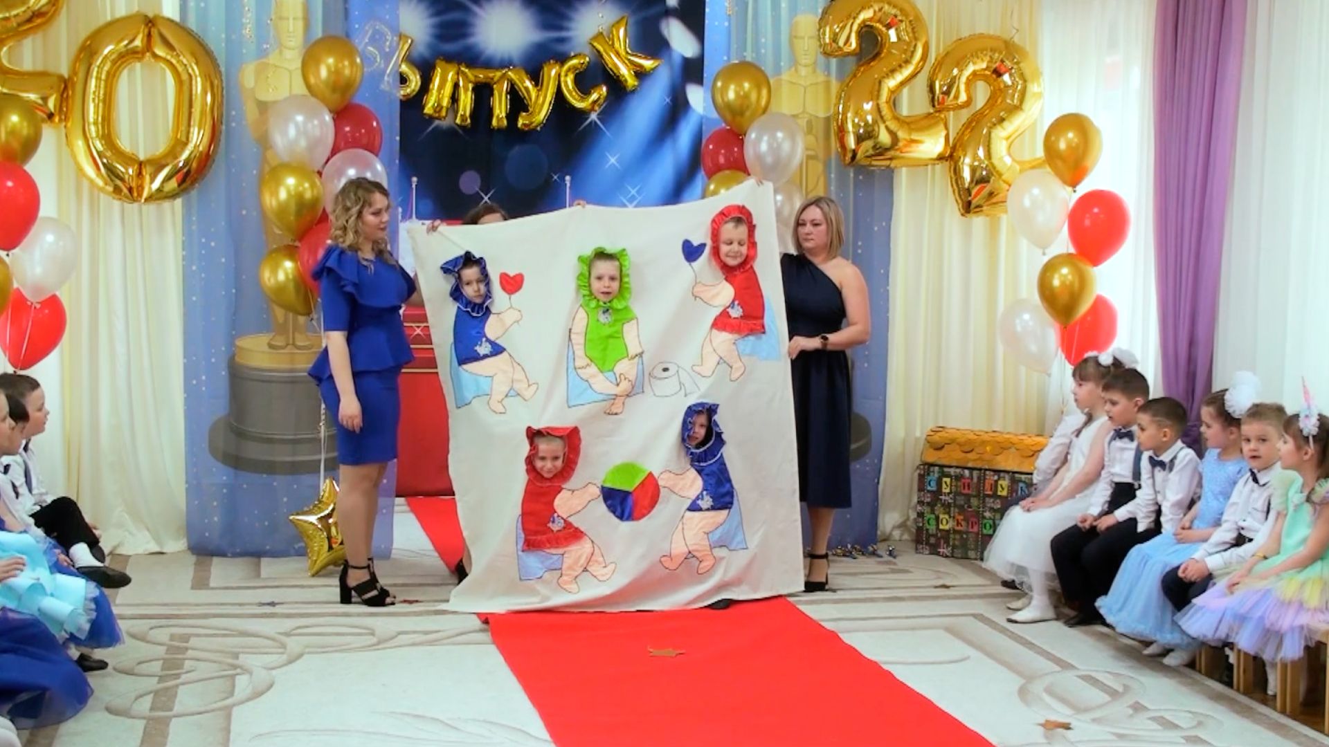 Маленькие да удаленькие и такие миленькие крохи в деле на выпускном