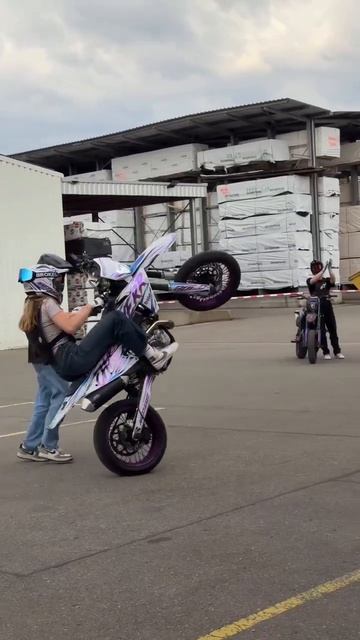 Клип @ekbmoto_live