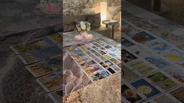 Зачем мужчина обращался к тарологу?