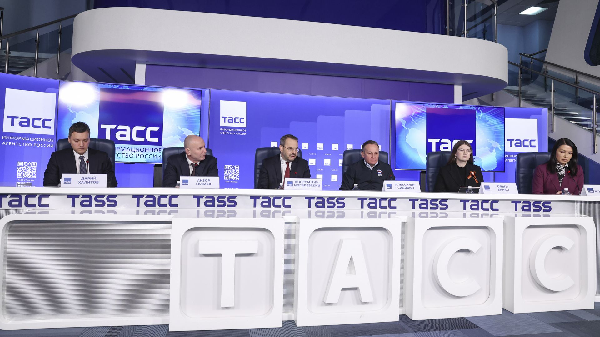 Константин Могилевский принял участие в обсуждении предстоящего «Диктанта Победы»