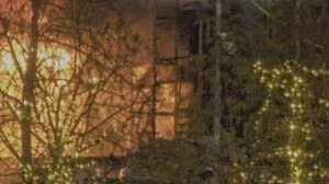 Петрозаводск горит историческое здание