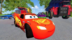 РАЗБИЛИ В ДРЕБЕЗГИ! 🏎️💥 Молния Маквин и Тачки летят с обрыва в BeamNG.drive