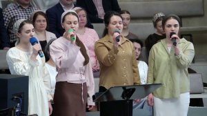 Возлюбил людей Спаситель..