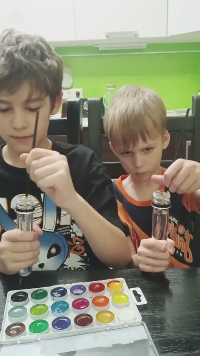 эксперимент взрыв в колбачке ! ! !