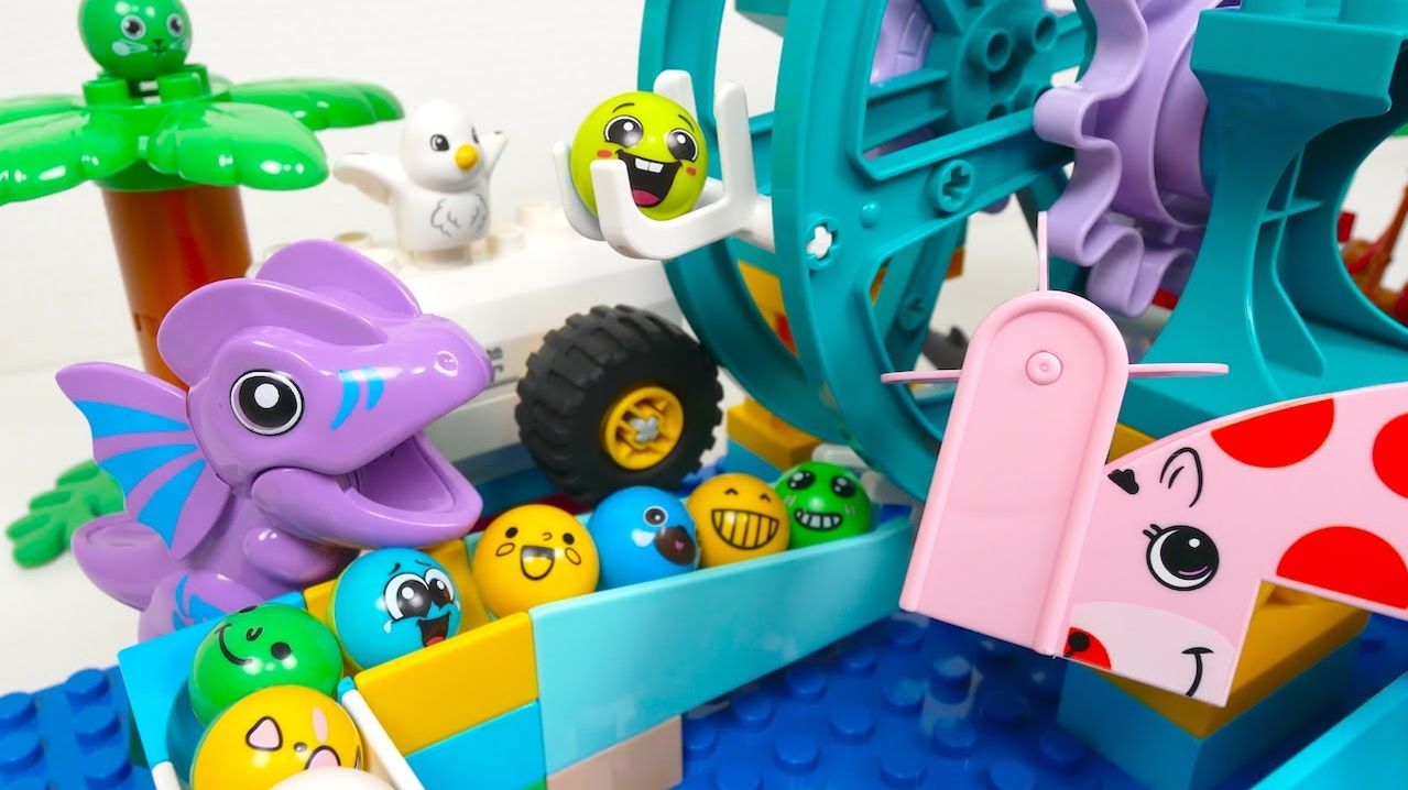 СТРОИМ ГОРКУ ДЛЯ ШАРИКОВ С ЛИФТОМ КАТАЕМ ШАРИКИ АСМР ВИДЕО ДЛЯ ДЕТЕЙ ДЕТСКИЙ КАНАЛ ИГРАЛКИ-ЗАЛИПАЛКИ