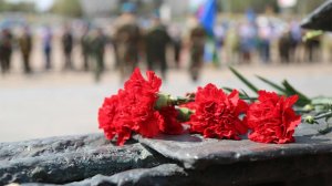 Нет меня... стихи П. Виноградова, музыка и исполнение А. Михайлов