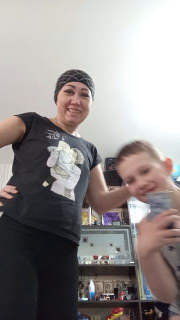 сломанный телефон