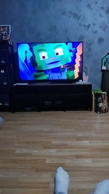 реакция на клип бискаса меня два