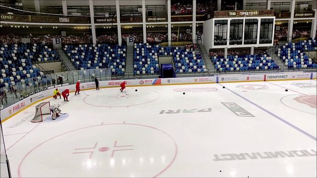 Что скрывают „скайбоксы“ Ледового дворца в Туле? За кулисами хоккейной истории