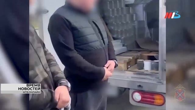 Проехавший 17 субъектов РФ фургон с крупной партией нелегальной чёрной икры задержали под Волгоградо