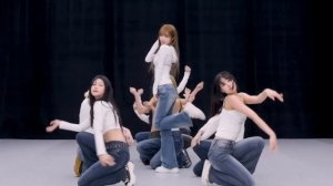 YENA(최예나) 'Catch Catch (캐치 캐치)' Dance Practice [Mirrored]