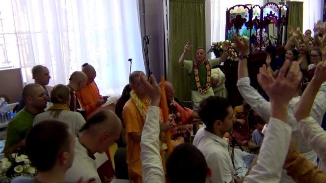 2 - 13.05.Киртан ЕС ИДС в КЦ Гаура - 2ч