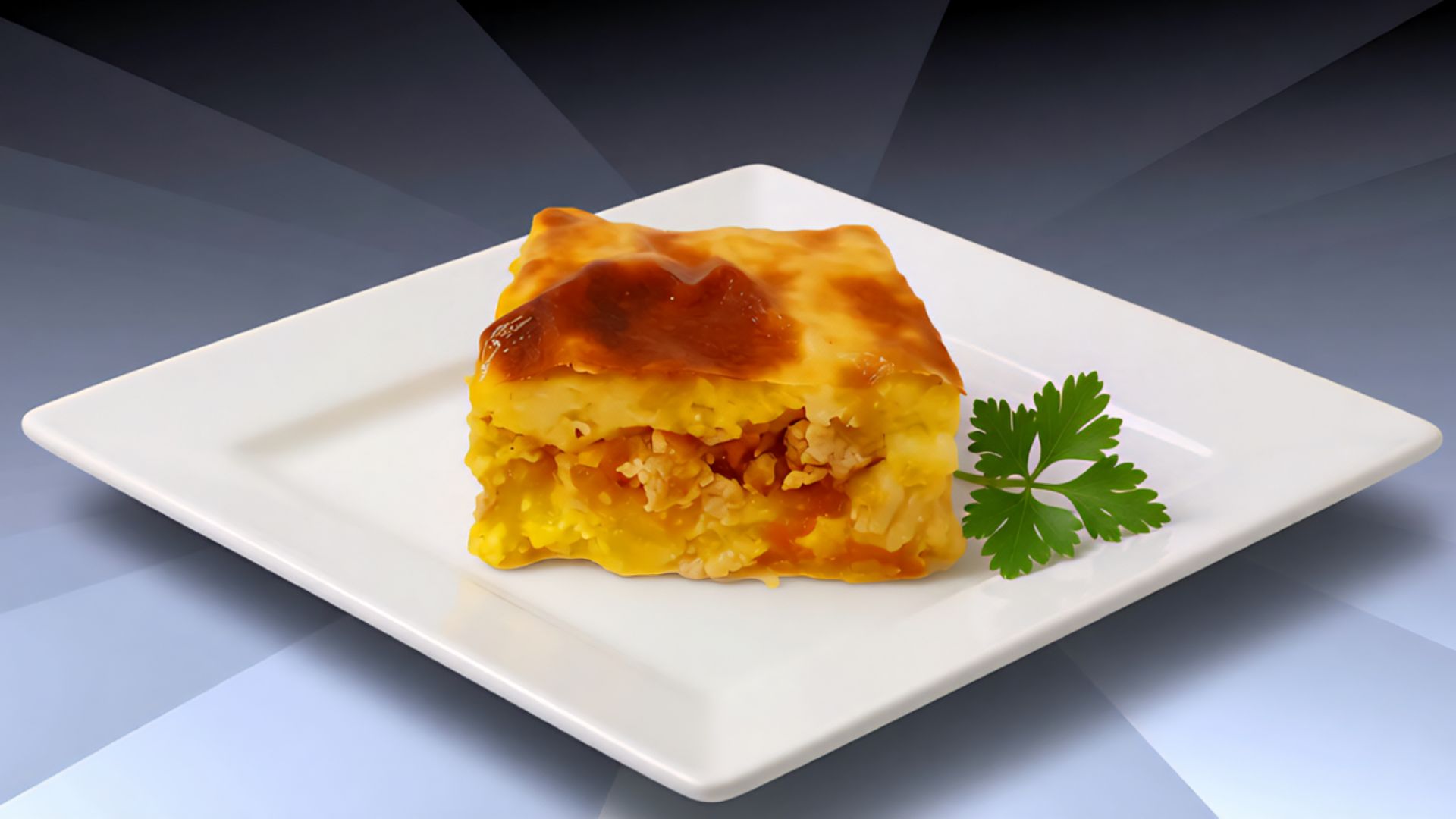 Картофельная запеканка с мясным фаршем и овощами в духовке