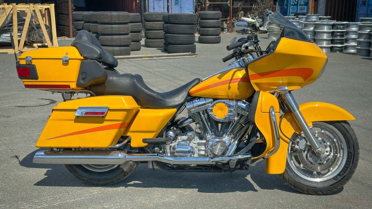 H-D Road Glide FLTRI1580 - 5HD1FS4157Y674102