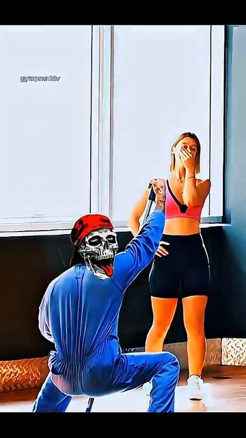 Анатолий Пранк над бодибилдерами💪😂_бодибилдинг _анатолий _гимпранк _анатолийпранк