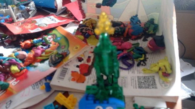 попробуй не засмеялся