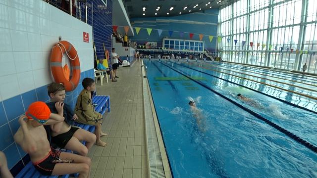 190426 50м спина 4класс Панасенко Роман 2дор 49сек 2юн 1место Злобин Лев 1дор 56сек 3юн 2место (1)