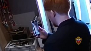 Время- деньги: лже-риелтор украл из квартиры москвички часы за два млн