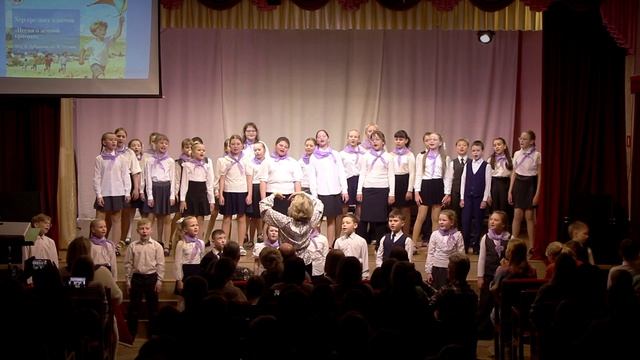 07 - муз. Я. Дубравина, сл. В. Суслова, "Песня о земной класоте", исп. хор ср. классов