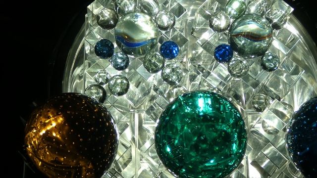 Декоративное стекло при ксеноновой подсветке 18