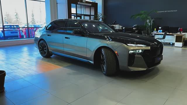 BMW 7 Series 760i 2026 - Интерьер и Экстерьер