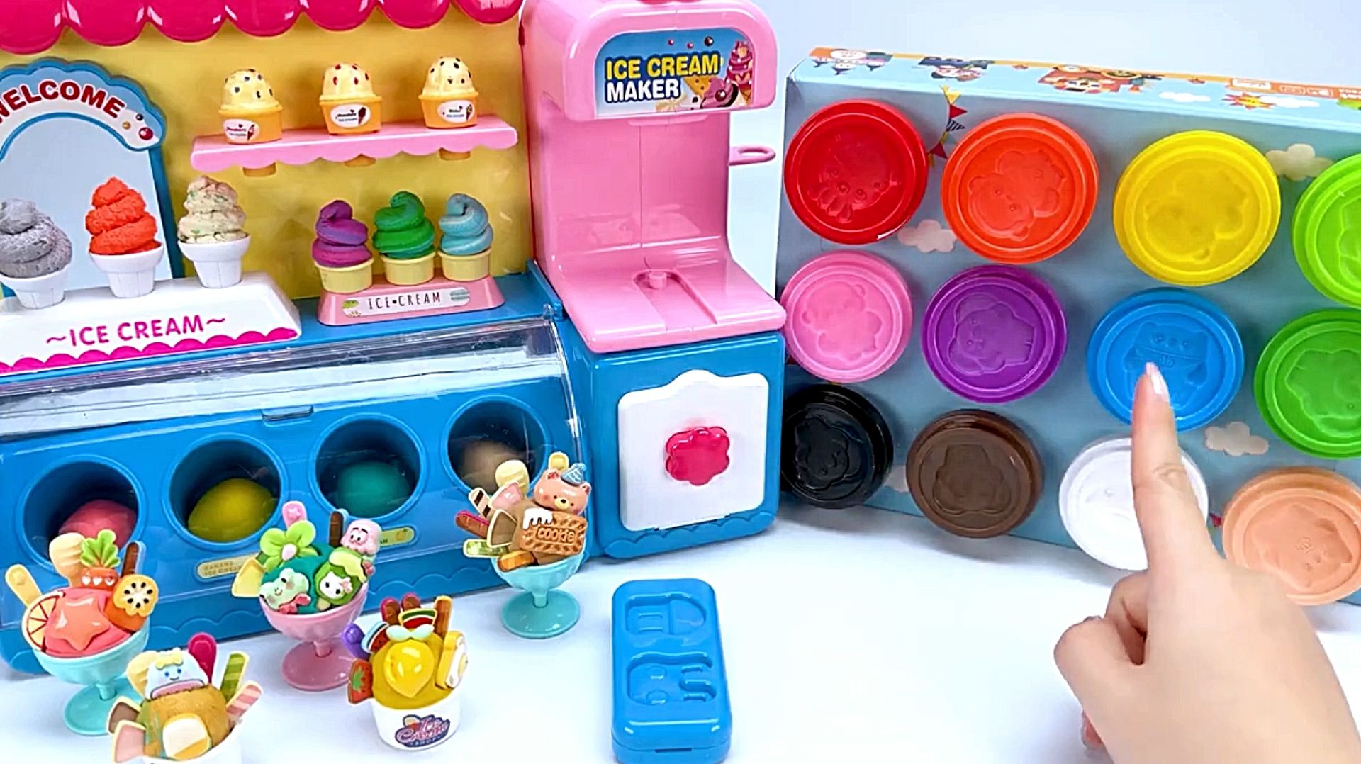 Мультики для малышей. Развивающие детские игрушки. Обзор и распаковка. Пластилин поделки