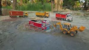 Мультик про машинки. Машинки едут по грязи. Большие машины. Машинки дял детей и малышей