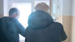 Сотрудники ГЖИ проверили качество ремонта подъезда одного из старых домов Дзержинска