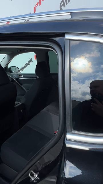 Volkswagen Tiguan Крос. 5 дв. Avenue 2.0 AT 2013г