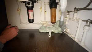 Как заменить магистральные фильтры для воды своими руками?