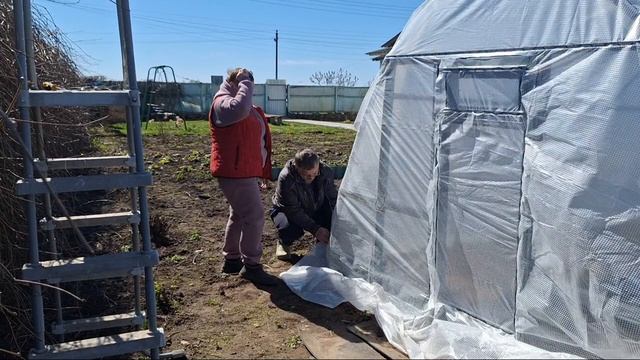 Как мы с Серёжей ремонтировали тепличку.