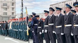 Первая репетиция торжественного построения войск челябинского гарнизона ко Дню Победы