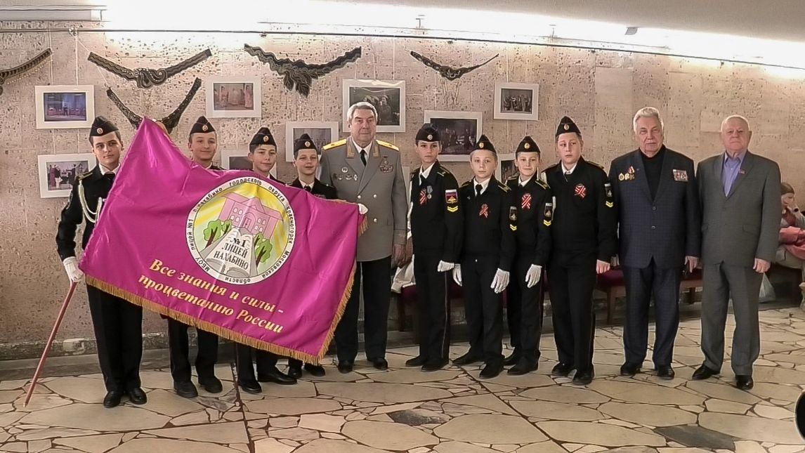 Юных карбышевцев России в Волжском объединил фестиваль Фронтовая землянка