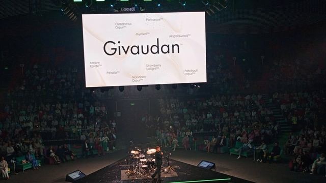 Парфюмы Сергей Остриков