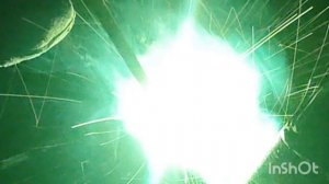 сварка под водой,оказывается все сварочные аппараты варят под водой!